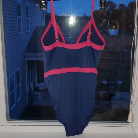 Onepeice Swimsuit - Picture 2 of 4